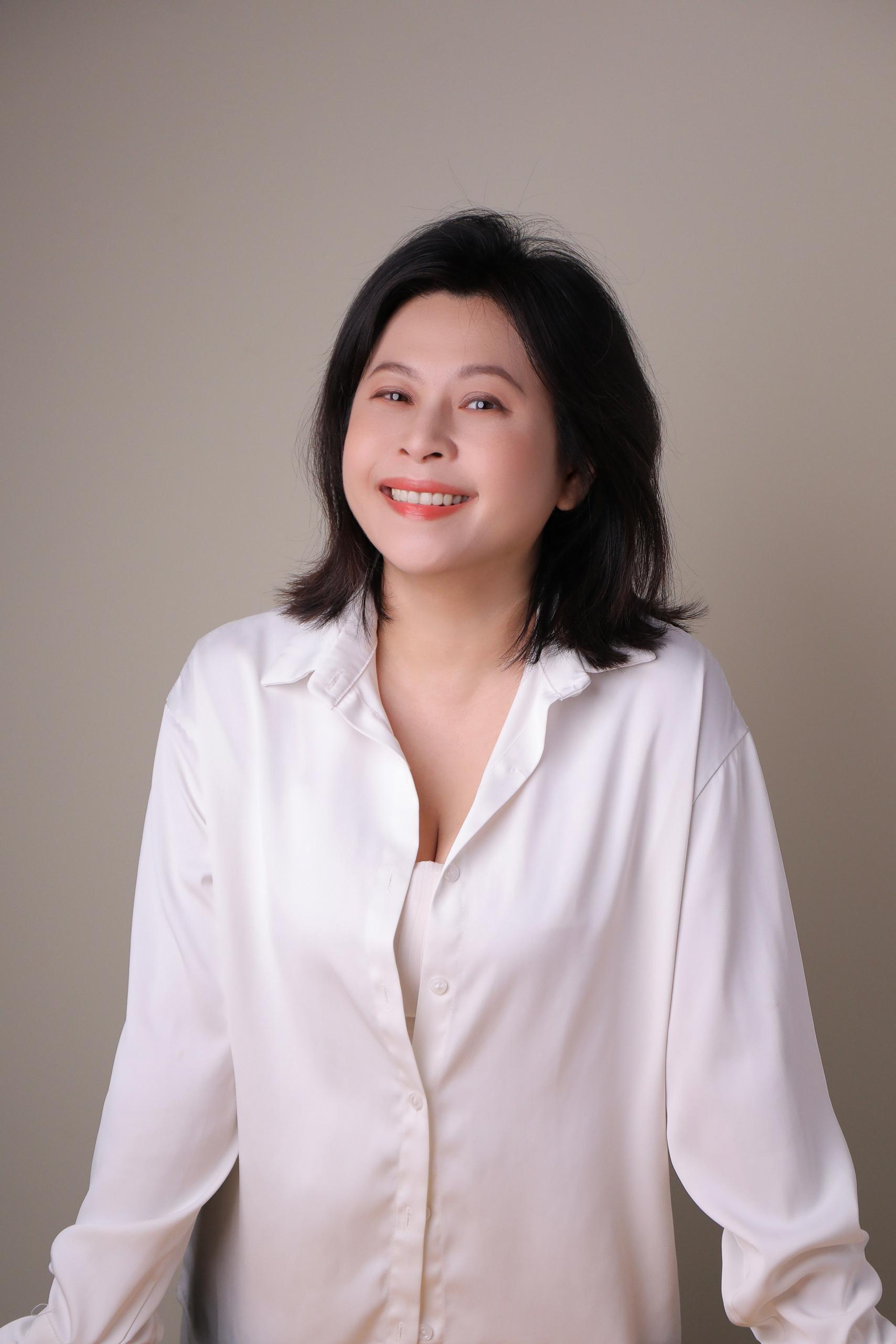 Joyce Yap — Metaphysics Consultant